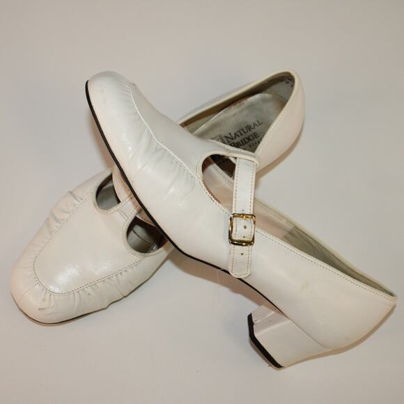 VTG Natural Bridge Shoes Handmade White Sz 8W Pre-Owned - Picture 1 of 6